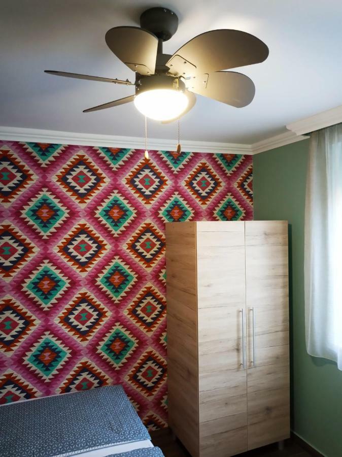 Valentina Apartman Appartamento Eger Esterno foto